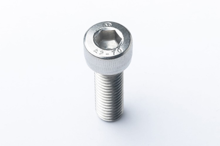 Śruba imbusowa M8x25.JPG